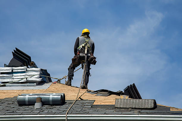 Professional Roofing technician working in Columbiaville, MI